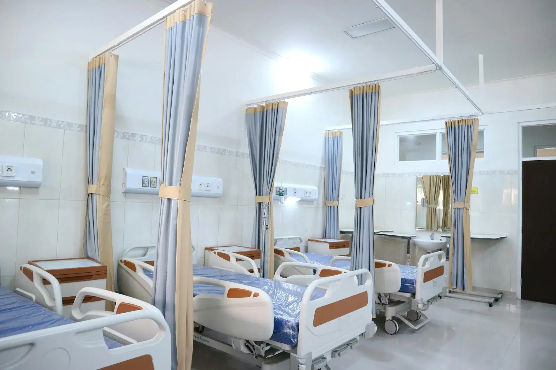 Is Sonderklasse Insurance Worth It? Austria Guide 2026